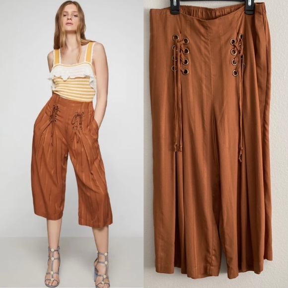 BCBGeneration lace up cropped pants women size medium 100 rayon